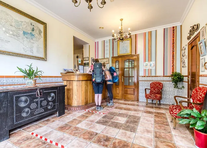 Leku Eder מלון 2*