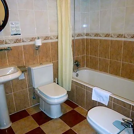 Hotel Leku Eder 2*